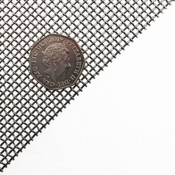 #8 Mesh - 2.28mm Aperture - 0.9mm Wire Diameter - SS304 Grade - Woven Wire Mesh - Image 2