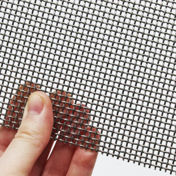 #8 Mesh - 2.28mm Aperture - 0.9mm Wire Diameter - SS304 Grade - Woven Wire Mesh - Image 4