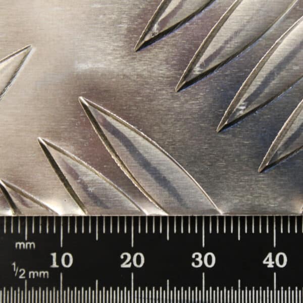 1.5mm Aluminium Chequer 5Bar Sheet Metal Ruler Image